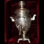Серебряный самовар и чайный сервиз с подносом Серебряный самовар и чайный сервиз с подносом
